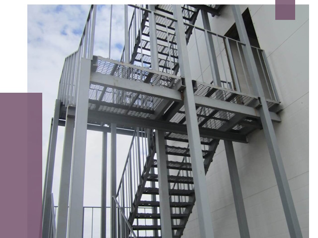 Монтаж пожарных лестниц в Воткинске от 7874 руб.