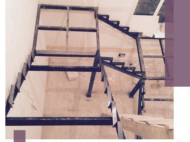 Монтаж лестниц на металлокаркасе в Воткинске быстро и качественно