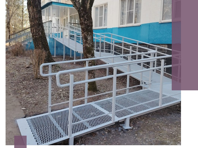 Пандусы под ключ в Воткинске: изготовление, монтаж и демонтаж