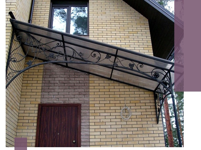 Односкатные козырьки из металла под ключ в Воткинске