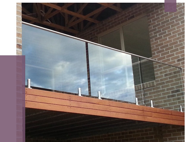 Стеклянные парапеты на крыше и террасе в Воткинске от 11655 руб. | ПРОЛЁТ-Втк