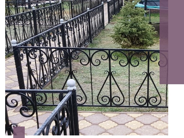 Кованые газонные ограждения под ключ в Воткинске